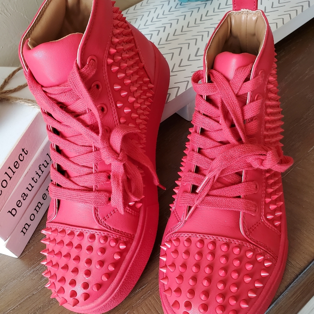 Steven Madden Red Spike Shoes size 7M